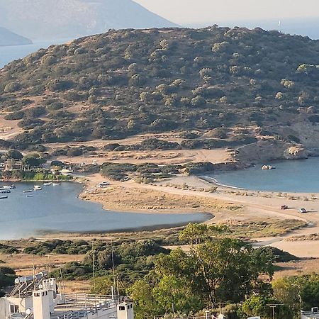アナヴィソスCharming Coastal Retreatアパートメント エクステリア 写真